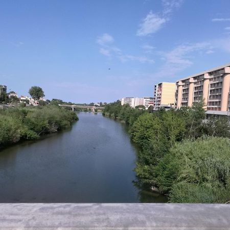 T2 Centre Ville Place Mediterranee Perpignan Eksteriør billede